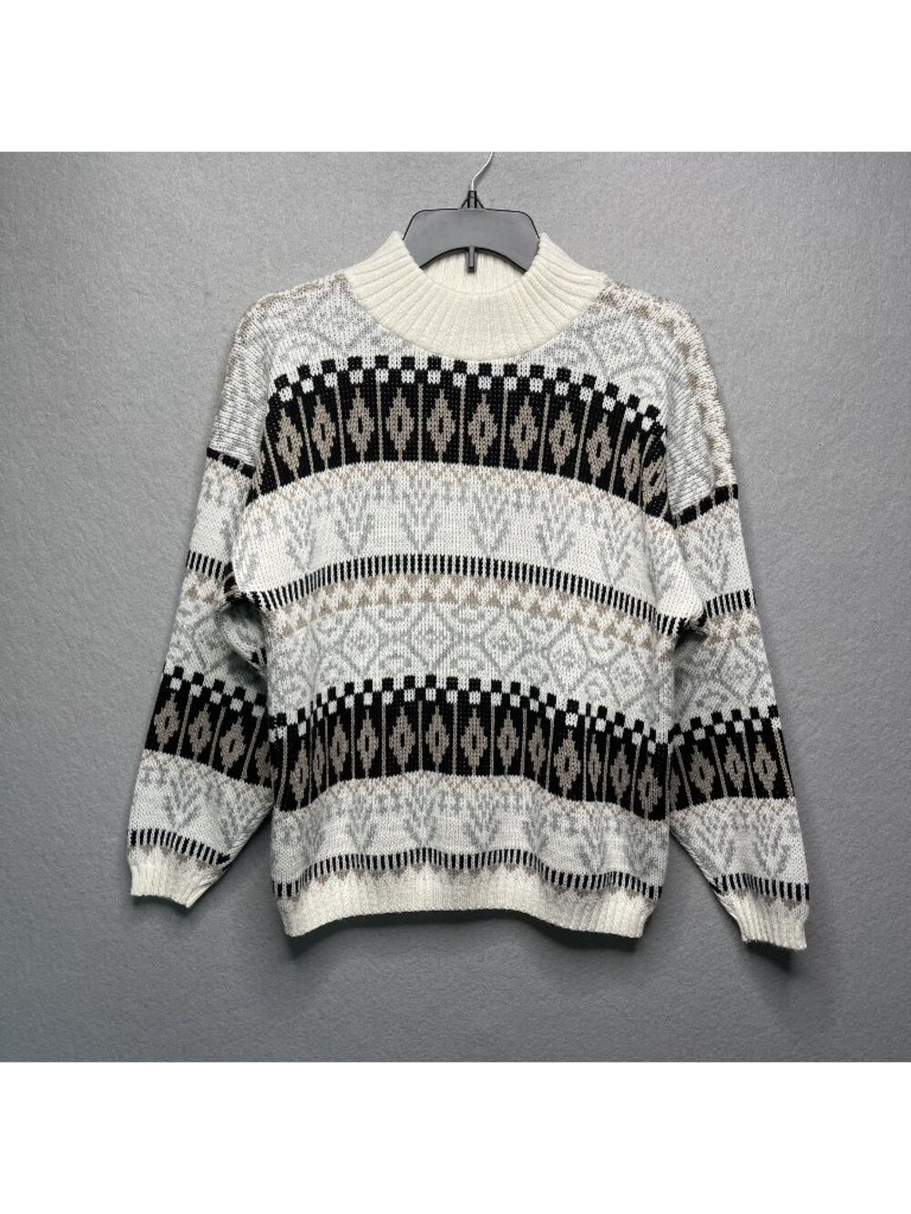 Croquet Club Womens Vintage Sweater M Made In USA Geometric Pattern Crewneck